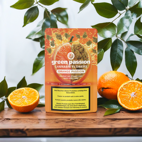 Orange Passion CBD Blüten – Premium Indoor-Cannabis von Green Passion in stylischer Verpackung. Fruchtiges Aroma mit Zitrusnoten für ein einzigartiges Geschmackserlebnis.