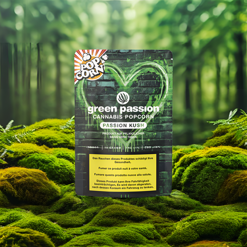 Green Passion Passion Kush Popcorn – 10g Premium-Cannabis in einer stilvollen Mock-Up-Darstellung, für ein einzigartiges Geschmackserlebnis.