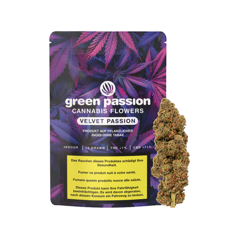 Velvet Passion CBD Blüten mit Verpackung – Schweizer Indoor-Cannabis von Green Passion. Handverlesene Blüten mit hohem CBD-Gehalt und intensivem Aroma.